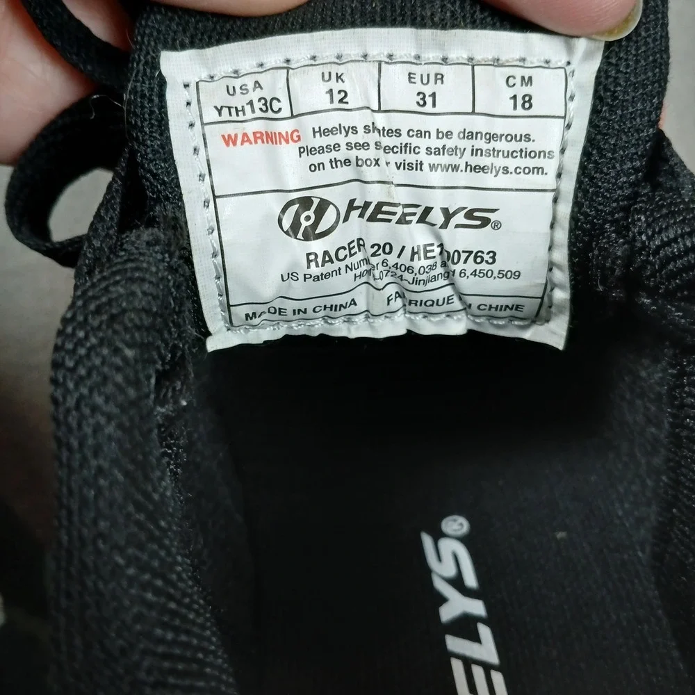 Heelys Racer 20 Size 13C HE100763 with Box Tools Covers‎ & Instructions Black